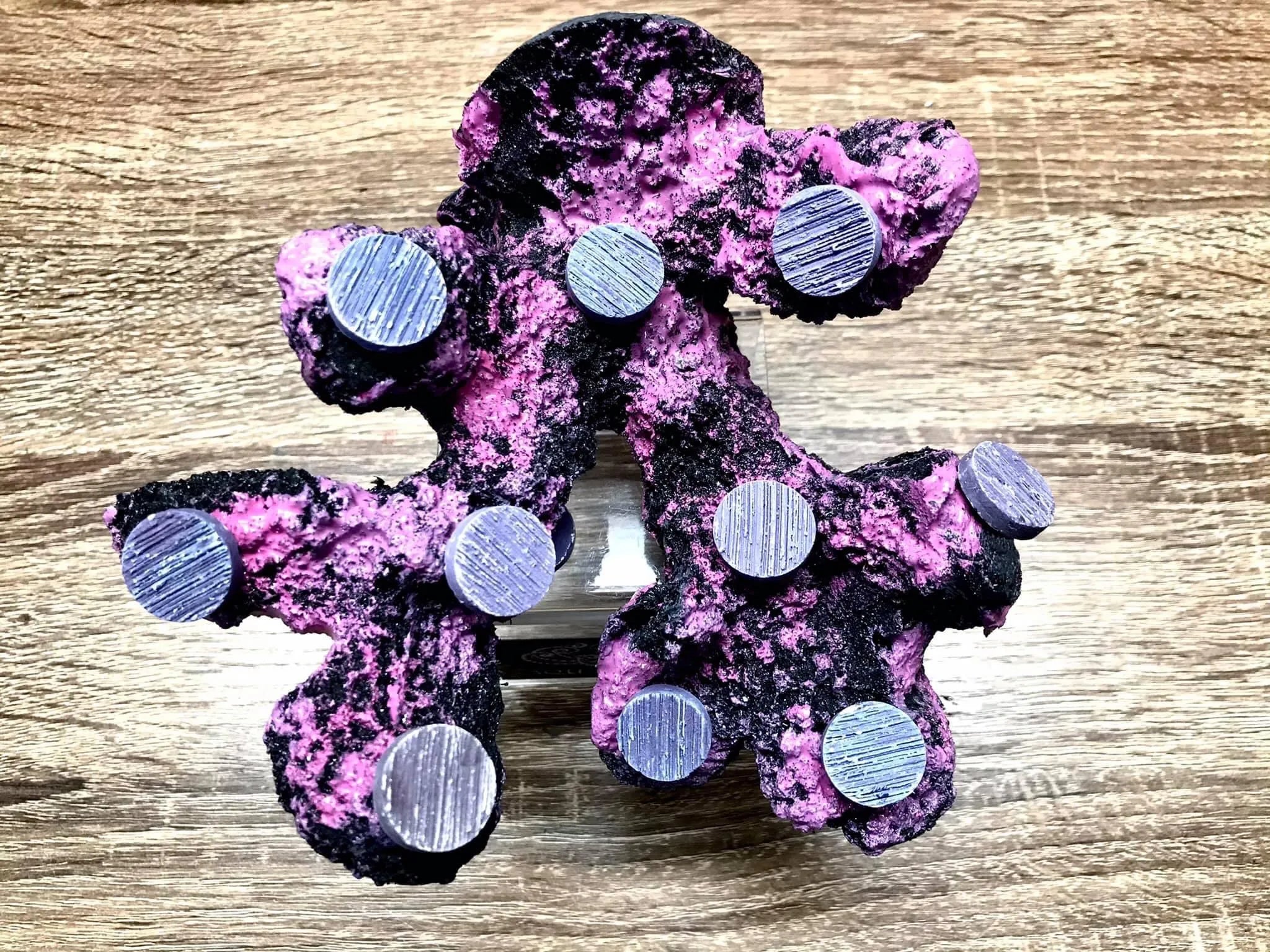 10 Hole Magnetic Frag Rock Branch Display